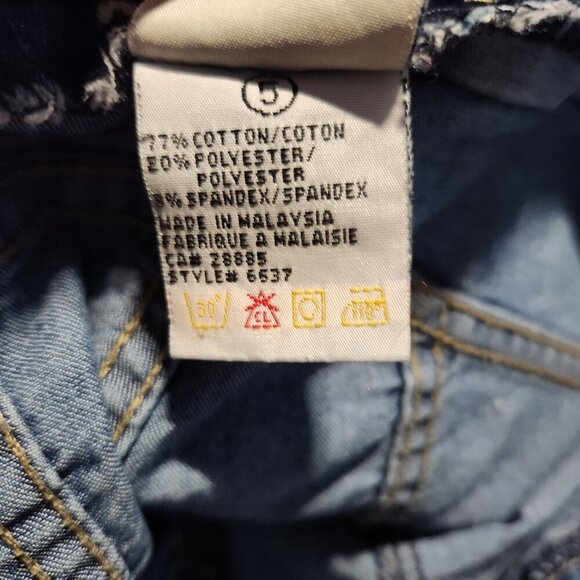 Vintage Y2K cute flared denim capris with front seams ✦ stretchy and comfy ✦ - Picture 5 of 8